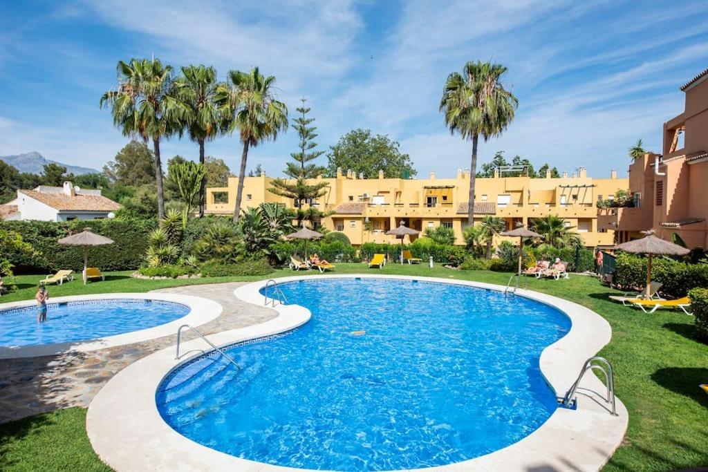 Apartamento En Marbella Guadalmina Primera Linea De Campo De Golf Los Cartujanos Zewnętrze zdjęcie