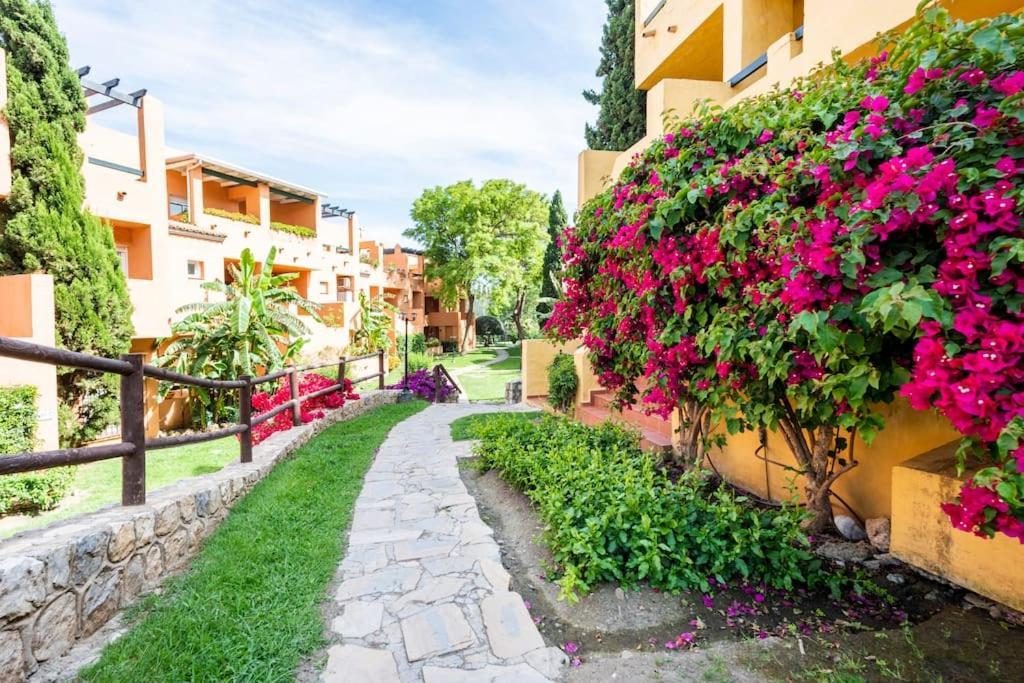 Apartamento En Marbella Guadalmina Primera Linea De Campo De Golf Los Cartujanos Zewnętrze zdjęcie